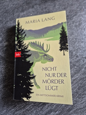 Nicht nur der Mörder lügt von Maria Lang – Leichter Schweden-Krimi im Stil von Agatha Christie